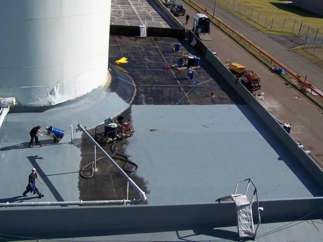 Industrial tank roof sealing
